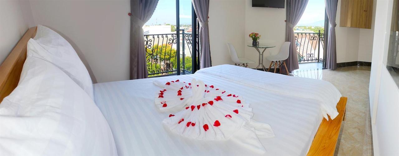 Aha Monaco Hotel Фан Тиет Екстериор снимка